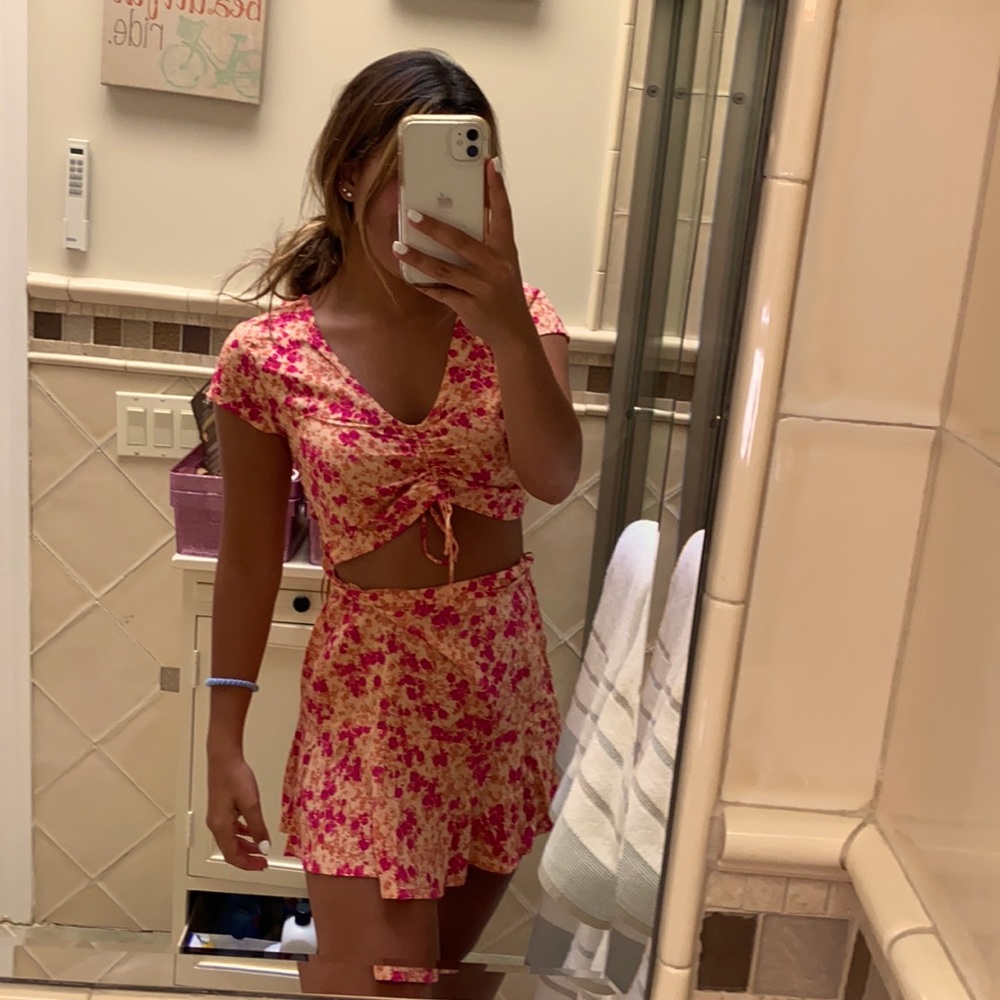 Two piece set